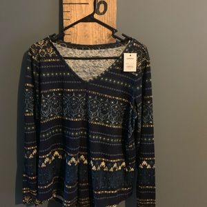 Long sleeve V Neck tee NWT